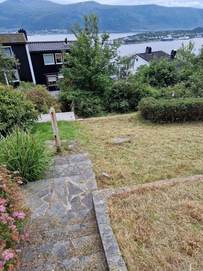 Great Place With View To The Mountains And Fjord Ålesund Zewnętrze zdjęcie